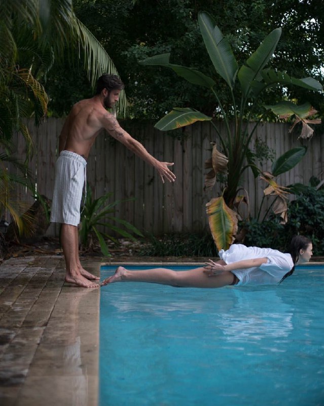 شما ببینید الان #رها ش کرده، اگه برگرده هیچی اگر برنگرده یعنی از اولم مال تو نبوده ashi_enkar