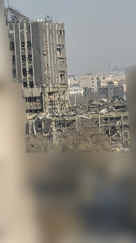 ساختمان 'پژوهشگاه فضایی طرشت پس از حمله ۲۲ اسفند'تصاویر دریافتی از شهروندان در غرب #تهران، شنبه ۲۳ اسفند📡 @VahidOnlineساختمان 'پژوهشگاه فضایی طرشت پس از حمله ۲۲ اسفند'تصاویر دریافتی از شهروندان در غرب #تهران، شنبه ۲۳ اسفند📡 @VahidOnline