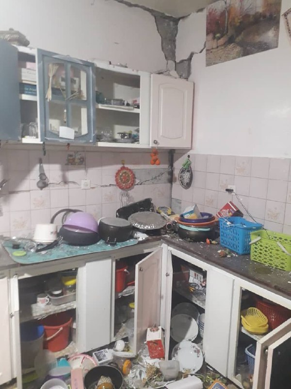 تصاویری از خسارت‌های #زلزله به بزرگی ۵٫۶ در #سی‌سخت در #کهگیلویه_و_بویراحمدsabaviolin, javadheydarianآپدیت