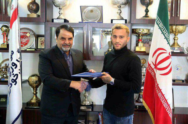 #فیصل_شایسته کاپیتان تیم ملی #فوتبال #افغانستان به تیم فوتبال پیکان پیوست.شایسته اولین بازیکن #افغانستانی لیگ ایران محسوب می‌شود. - ایسناIranNewspaper