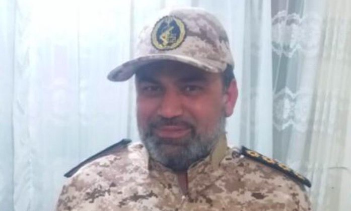 سروان پاسدار #عبدالحسین_مجدمی فرمانده حوزه بسیج دارخوین از توابع شهرستان #شادگان استان #خوزستان ساعاتی پیش از سوی افراد مسلح ناشناسی کشته شد.beehnam