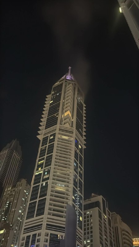 تصاویر منتشر شده پس از حمله به دبی📡 @VahidOnlineتصاویر منتشر شده پس از حمله به دبی📡 @VahidOnline