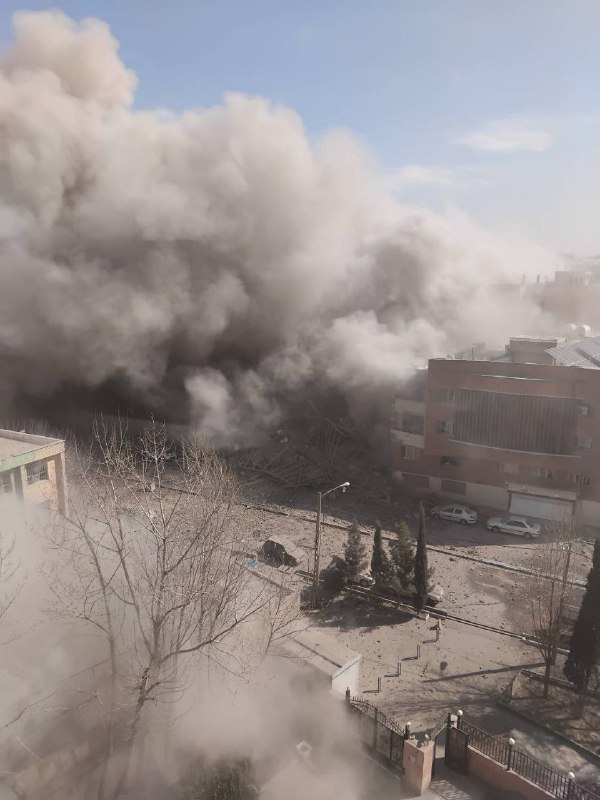 'پایگاه پنجم آگاهی #تهران در خیابان زنجان ساعت ۱۰