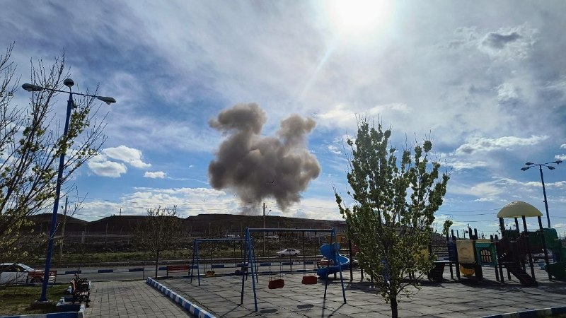 بنا بر پیام‌های دریافتی از شهروندان امروز حدود ساعت ۱۲