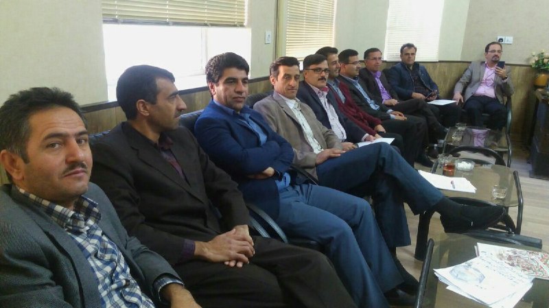 آغاز #تحصن سه روزه #معلمان در دفاتر مدارس با استقبال فرهنگیان در استان‌های کردستان، کرمانشاه، البرز، همدان، اصفهان، مازندران، یزد، قزوین، خراسان جنوبی، تهران، آذربایجان شرقی و...#تحصن_سراسری_معلمان AhmadMedadi📡 @VahidOnlineآغاز #تحصن سه روزه #معلمان در دفاتر مدارس با استقبال فرهنگیان در استان‌های کردستان، کرمانشاه، البرز، همدان، اصفهان، مازندران، یزد، قزوین، خراسان جنوبی، تهران، آذربایجان شرقی و...#تحصن_سراسری_معلمان AhmadMedadi📡 @VahidOnline