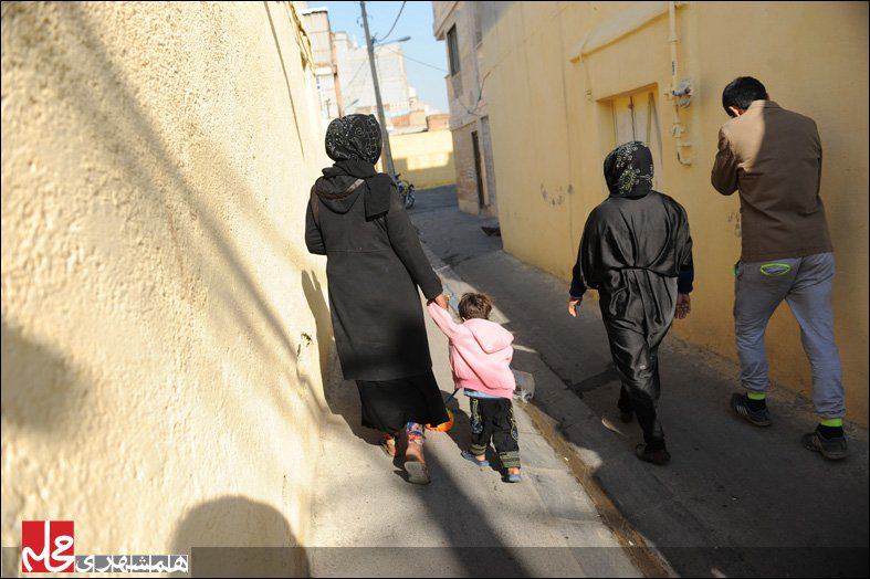 Ali_Rajabi t.co/79tCmpEGm4تلاش خبرنگار #همشهری برای #خريدنوزاد حدود ۵ دقيقه طول كشيد 