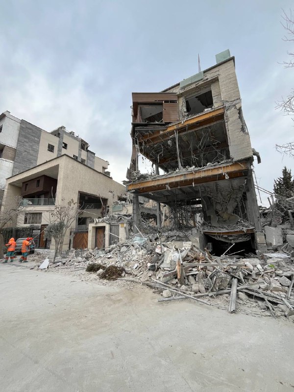 تصاویر دریافتی از 'ویلاهای هدف گرفته شده و/یا تخریب شده در حمله ۳۰ دقیقه بامداد به مهرشهر #کرج