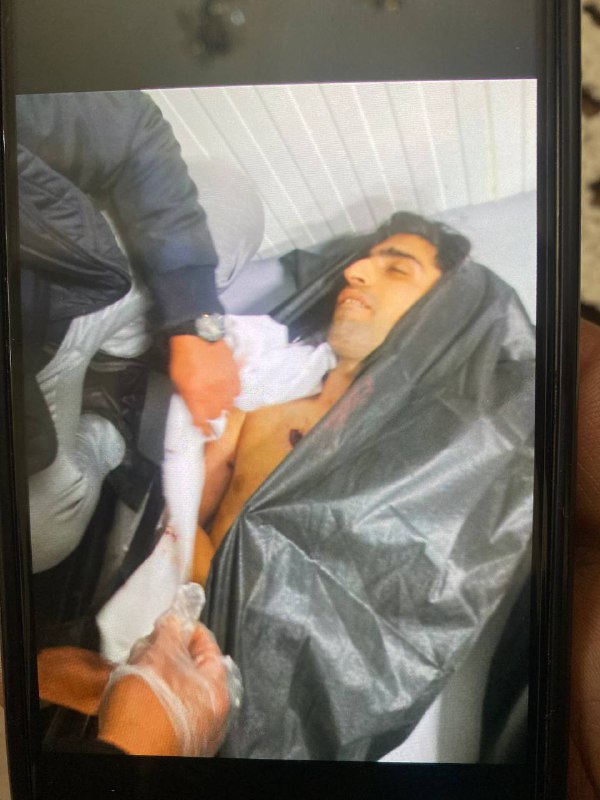 گزارش دریافتی دیروز از قتل عرفان عبدی‌پور در آریاشهر (صادقیه) #تهرانجوان ۲۳ ساله‌ای که فرستنده نوشته برای من عکس و فیلم می‌فرستاد.#عرفان_عبدی‌پور Vahid📡 @VahidOnlineگزارش دریافتی دیروز از قتل عرفان عبدی‌پور در آریاشهر (صادقیه) #تهرانجوان ۲۳ ساله‌ای که فرستنده نوشته برای من عکس و فیلم می‌فرستاد.#عرفان_عبدی‌پور Vahid📡 @VahidOnline