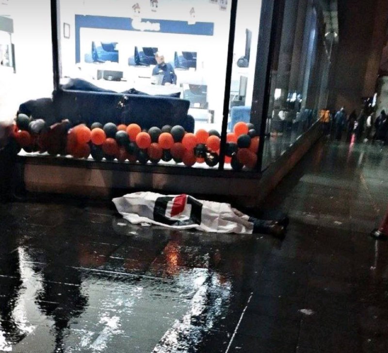 مراسم تشییع #کیانوش_سنجری روز ۲۵ آبان در بهشت زهرا masoudkazemi81واکنش جمهوری اسلامیتصویر بالا هم مطلب خبرگزاری فارس رو نشون میده با عنوان 