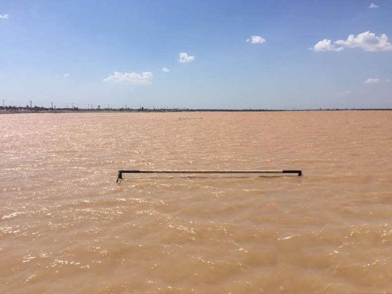 زمین فوتبال #کوت_عبدالله استان #خوزستان.به لحاظ ارتفاع آبbasoshadid#سیل_خوزستان📡 @VahidOnline