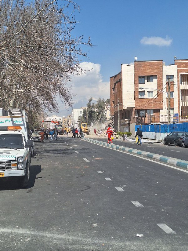 'پایگاه پنجم آگاهی #تهران در خیابان زنجان ساعت ۱۰