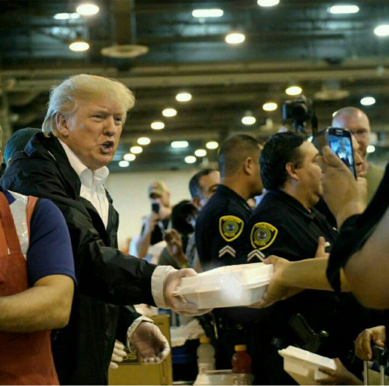 داداش یه #قیمه دیگه هم بده #ملانیا تو ماشینه دمت گرم sana_hzz