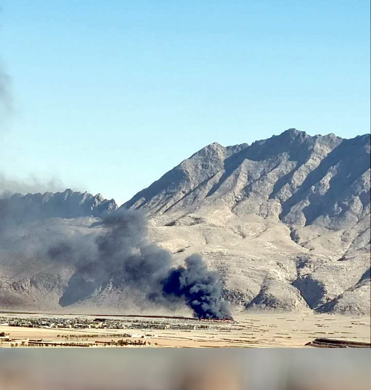 #اصفهانپیام‌های دریافتی از ساعت ۱۳ و تصاویر دریافتی از ساعت ۱۴ تا ۱۶ حاکی از حملات به نقاطی در جنوب اصفهان است.یکشنبه ۱۶ فروردینVahidآپدیت