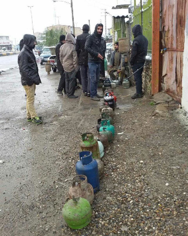 #قطعی_گاز و صف گاز #پیک‌نیک در #سرما#سیاکلامحله، #بابلbabolnews
