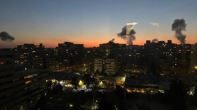 'غرب #تهران از دید فاز یک شهرک اکباتان، همین الان'تصاویر دریافتی با شرح بالا، جمعه ۱۵ اسفندVahid📡 @VahidOnline'غرب #تهران از دید فاز یک شهرک اکباتان، همین الان'تصاویر دریافتی با شرح بالا، جمعه ۱۵ اسفندVahid📡 @VahidOnline