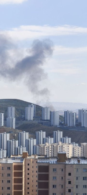 'شهرک صنعتی خرمدشت سمت #پردیس ساعت ۱۶'تصاویر دریافتی از شهروندان شرق استان #تهران، جمعه ۱۴ فروردینVahid📡 @VahidOnline'شهرک صنعتی خرمدشت سمت #پردیس ساعت ۱۶'تصاویر دریافتی از شهروندان شرق استان #تهران، جمعه ۱۴ فروردینVahid📡 @VahidOnline