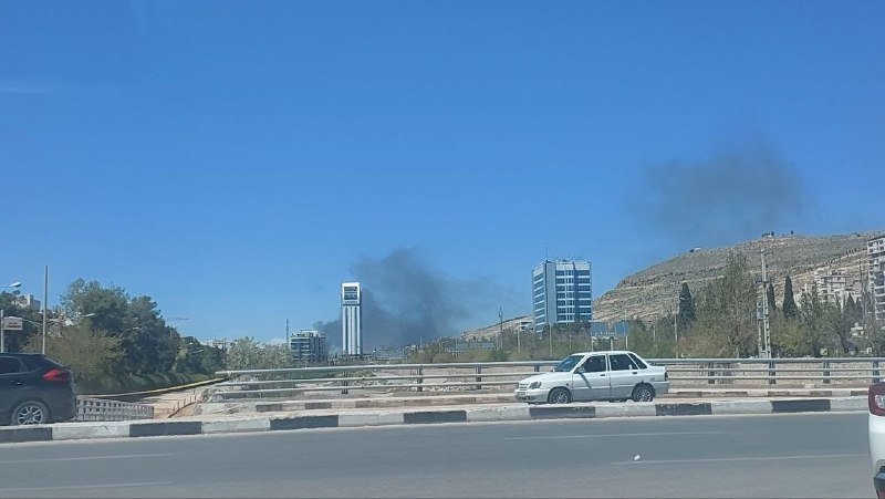 'صنایع الکترونیک #شیراز'تصاویر دریافتی از حملات 'قبل از ظهر یکشنبه ۹ فروردین' Vahid📡 @VahidOnline'صنایع الکترونیک #شیراز'تصاویر دریافتی از حملات 'قبل از ظهر یکشنبه ۹ فروردین' Vahid📡 @VahidOnline