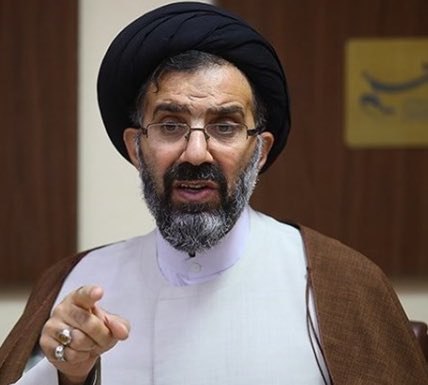 چندگروه ازفعالان #زنان درحال بررسی شکایت از #ابراهیم_حسینی #امام_جمعه #ساوه هستند، بایددیدبه کجا ختم می‌شود!راه تکرار بر خطر بستن...shirafkan82