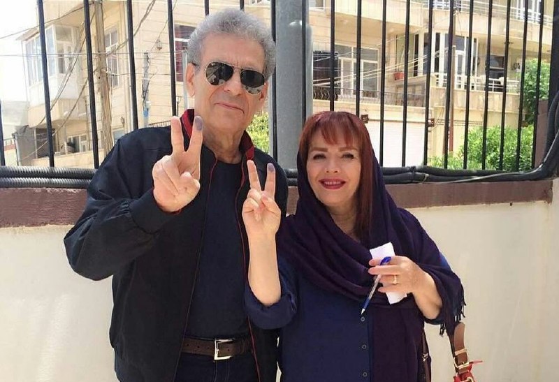 #بیژن_کامکار به‌همراه همسرش در #سلیمانیه #عراق رای خود را به صندوق انداختند.SharghDaily