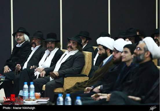 HamedTabaarعمامه‌ها و شال‌های سفید رو باید به روش دور در دور نزدیک در نزدیک بهم گره زد t.co/9CN7td7m1sهمایش #عطریاس #اصولگرایان #انتخابات