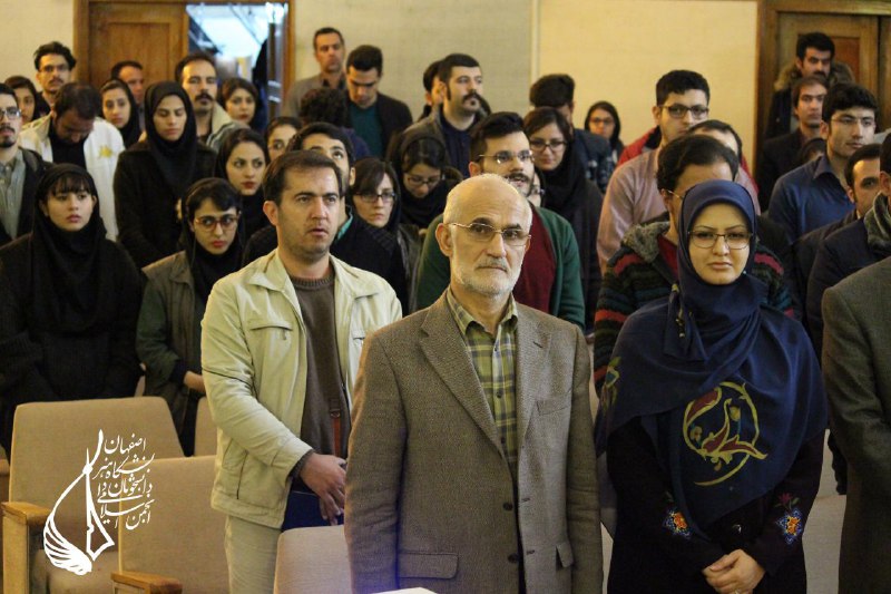 #کوی_آذرمراسم بزرگداشت #روزدانشجوبا سخنرانی مصطفی #معین و با حضور #مینوخالقیانجمن اسلامی دانشجویان دانشگاه هنر اصفهانRezaGhari2