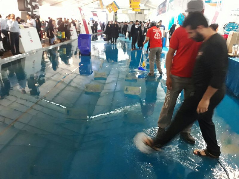 #قالیباف بعداز ایده ۴٪ و ۹۶٪ و‌ دولت مردم و‌ یارانه۲۵۰تومانی و کارانه بیکاران و... #نمایشگاه_کتاب دریایی راهم مدیریت کندSadraMohaqeq t.co/Opk9iwCKZZ#شهرآفتاب #آبگرفتگی #مناظره #انتخابات@VahidOnline