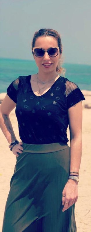 #الهام_فرشاد دختر ۲۹ ساله که سال گذشته در پاسخ به‌ یک آخوند که به‌خاطر نوع پوشش مزاحمش شد، گفته بود