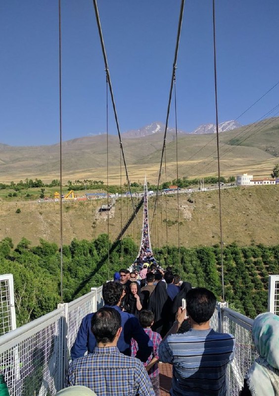 این #پل_معلق #مشگین‌شهر ه، دیروز!اگر مردم گزینه‌های جذاب #گردشگری داشته باشن، فقط شمال نمیرن هر تعطیلات.HamedTabaar