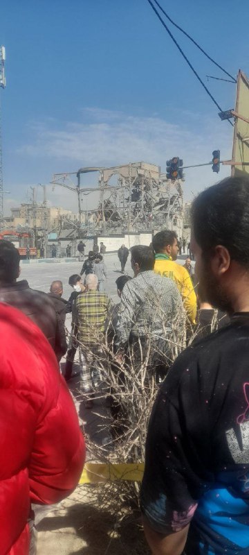 ویدیوی دریافتی از 'اعتراض‌های دی ماه مقابل کلانتری ۱۶۹ مشیریه #تهران'Vahidعکس قبلی از وضعیت امروز کلانتری📡 @VahidOnlineویدیوی دریافتی از 'اعتراض‌های دی ماه مقابل کلانتری ۱۶۹ مشیریه #تهران'Vahidعکس قبلی از وضعیت امروز کلانتری📡 @VahidOnline