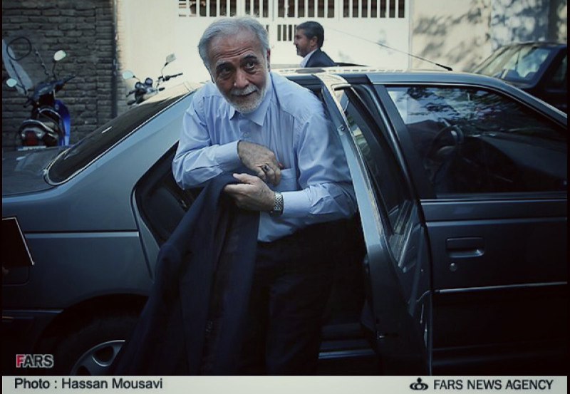 #پرویزداوودی معاون موسسه #مصباح_یزدی در دهه ۷۰ و معاون اول #احمدی‌نژاد در دولت نهم، با حکم هاشمی #شاهرودی رییس دفتر مجمع تشخیص مصلحت شد MJ_Akbarin