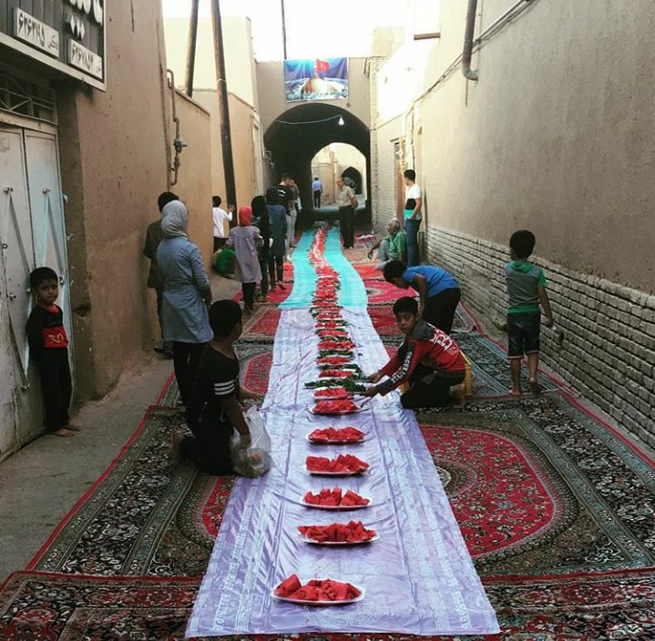 بعد می‌گم یزد بهشته باور نمی‌کنید❤️یعنی واقعا دلتون غنج نمی‌ره از دیدن این خونه‌ها و کوچه‌ها؟yasiii_hzadeh
