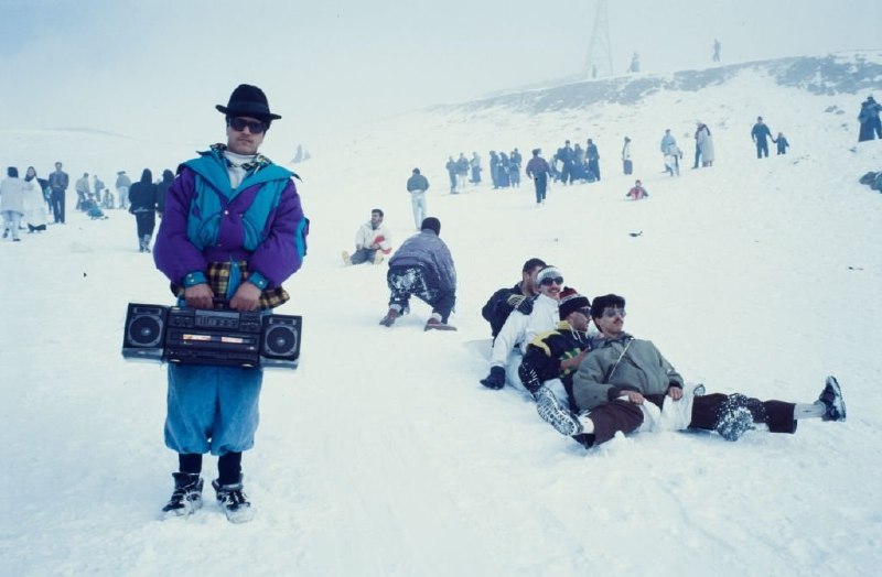 این #عکس #محمد_اسلامی_راد از دهه ۷۰ ایران خیلی خوبه 