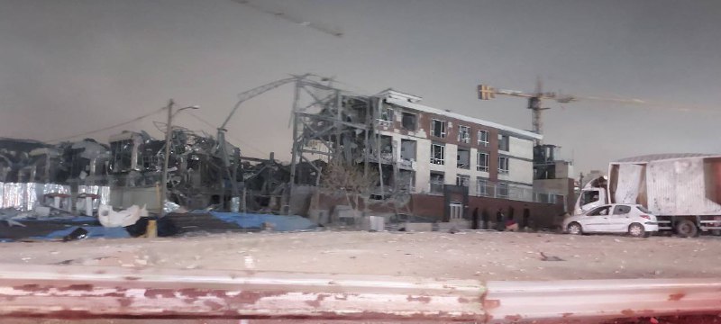 ویدیوی دریافتی از 'کارخانه سپاه در تهرانپارس' پس از حمله سه‌شنبه ۱۲ اسفندVahidفرستنده تصاویر دیروز هم نوشت