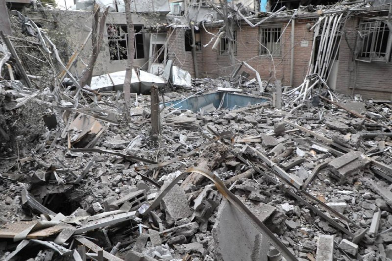 حسین کرمانپور، سخنگوی وزارت بهداشت ایران با انتشار پستی در شبکه اجتماعی ایکس گفته است که بخش‌هایی از انستیتو پاستور در حملات اسرائیل و آمریکا دچار آسیب جدی شده است.@VahidHeadline📡 @VahidOnlineحسین کرمانپور، سخنگوی وزارت بهداشت ایران با انتشار پستی در شبکه اجتماعی ایکس گفته است که بخش‌هایی از انستیتو پاستور در حملات اسرائیل و آمریکا دچار آسیب جدی شده است.@VahidHeadline📡 @VahidOnline