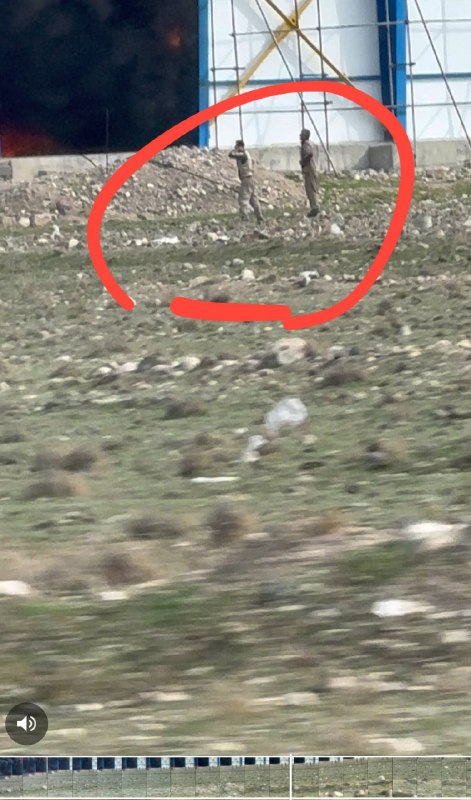 دود غلیظ و شعله‌های سوختن 'یک سوله در جاده #اردبیل مشگین‌شهر'تصاویر دریافتی