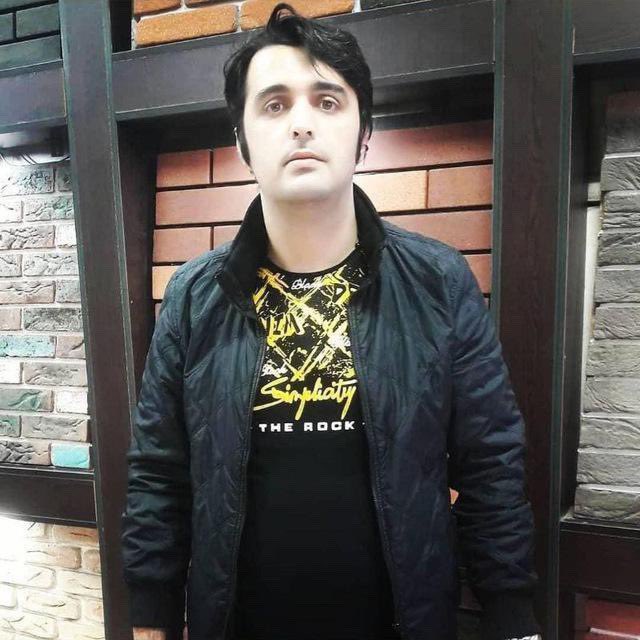 جواد روحی، از بازداشت شدگان اعتراضات سراسری در نوشهر، توسط دادگاه انقلاب ساری از بابت اتهامات «افساد فی الارض» و «محاربه» به اعدام محکوم شد.«اخلال در نظم و امنیت جامعه، تحریک برخی از شهروندان به ایجاد ناامنی، اجتماع و تبانی برای ارتکاب جرم بر ضد امنیت داخلی کشور، ارتداد از طریق هتک حرمت قرآن و آتش زدن آن و همچنین توهین به مقدسات»، از دیگر اتهاماتی است که آقای روحی با آن مواجه شده است.بعلاوه دادگاه صادر کننده حکم، تخریب و به آتش کشیدن مقر پلیس راهنمایی و رانندگی، اماکن دولتی و نظامی، بانک‌ ها و شهرداری نوشهر» و همچنین «لیدری و عاملین اصلی هدایت و برنامه ریزی» تجمع اعتراضی «روز یکشنبه ۲۰ آذرماه» را از دلایل صدور این حکم دانسته است؛ بنابر ادعای مندرج در حکم و اظهارات قاضی، تجمع صورت گرفته در تاریخ مورد اشاره، به «جانباختن ۵ تن و جراحت تعدادی از ماموران» منجر شده است.این اظهارات در حالی مطرح است که پیشتر سلیمان وطن‌ دوست، وکیل تسخیری او اظهار داشته بود