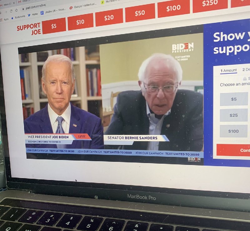 برنی #سندرز به نطق اینترنتی جو #بایدن پیوست و رسما از او برای نامزدی حزب دموکرات در انتخابات ریاست‌جمهوری آمریکا حمایت کرد. HadiNili#election2020📡 @VahidOnline