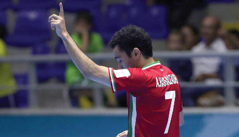 علی‌اصغر حسن‌زاده به عنوان #مردسال #فوتسال #آسیا در سال ۲۰۱۶ انتخاب شد.euronews_pe