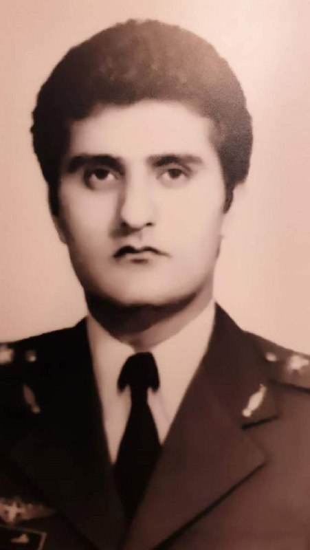 #هوشنگ_صدیق، فرمانده پیشین نیروی هوایی #ارتش ایران دیروز (چهارشنبه) در سن ۷۹ سالگی بر اثر بیماری #کرونا در بیمارستان ۵۰۱ ارتش در تهران #درگذشت.مراسم خاکسپاری او امروز در تهران برگزار شد و در قطعه 