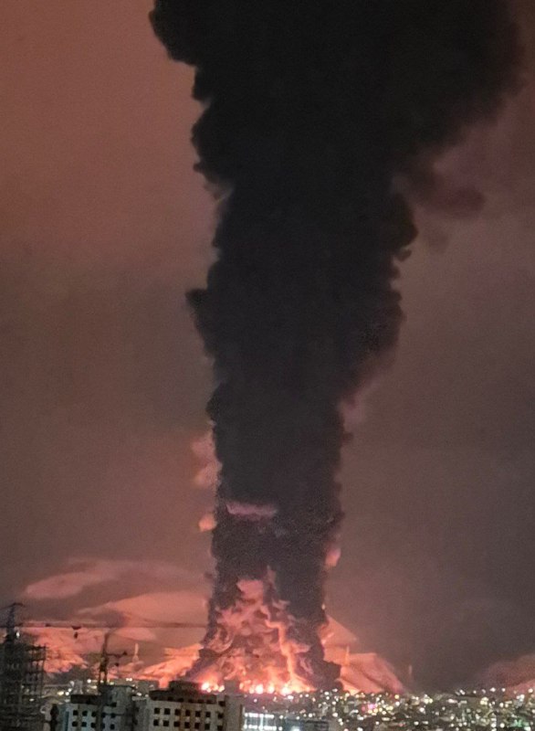 'انبار نفت شهران #تهران'تصاویی دریافتی، شنبه ۱۶ اسفندVahid📡 @VahidOnline'انبار نفت شهران #تهران'تصاویی دریافتی، شنبه ۱۶ اسفندVahid📡 @VahidOnline