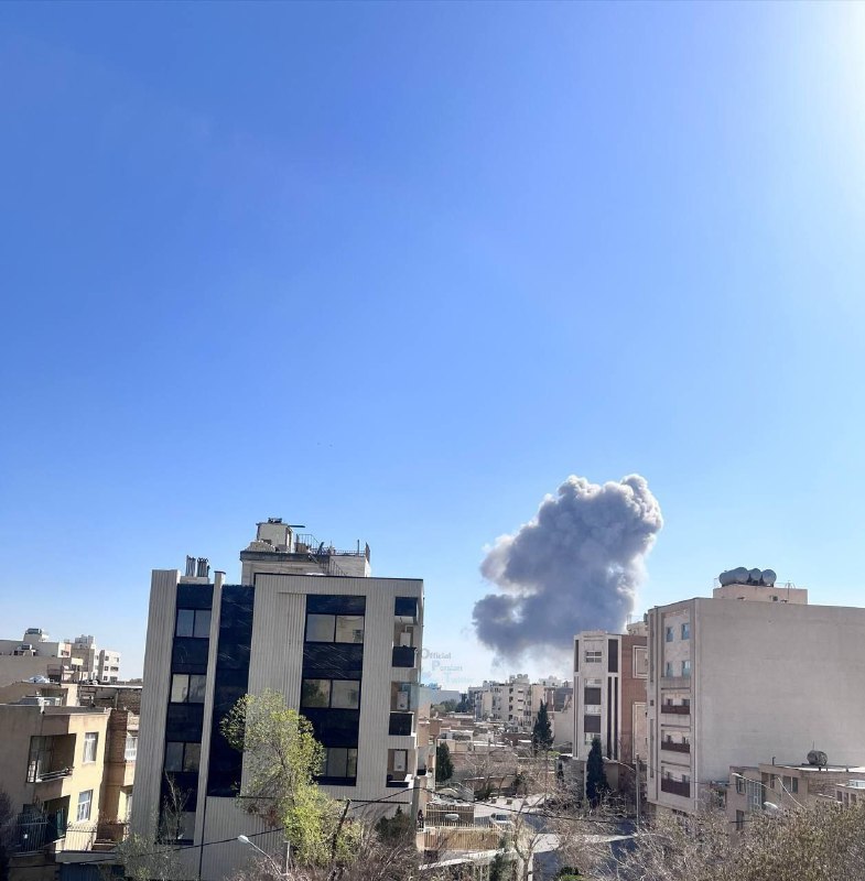 '#اصفهان، صنایع دفاع (اپتیک)‌ رو هدف گرفتند.'تصاویر و پیام‌های دریافتی از شهروندان، سه‌شنبه ۱۲ اسفند📍 32.7023,51.6764Vahid📡 @VahidOnline'#اصفهان، صنایع دفاع (اپتیک)‌ رو هدف گرفتند.'تصاویر و پیام‌های دریافتی از شهروندان، سه‌شنبه ۱۲ اسفند📍 32.7023,51.6764Vahid📡 @VahidOnline