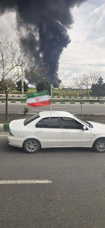 #مشهد عکس‌های دریافتی از ستون دود 'سمت فرودگاه مشهد پس از انفجارهای ساعت ۹
