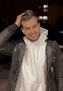 بنر اعتراضی به یاد #حمیدرضا_روحی در اتوبان صیاد تهران