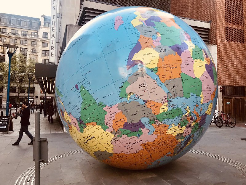 شمال و جنوب یک قرارداده، می‌شد برعکس قرارداد بشه.Keyumars2📷 Kayvan_Hosseini#جغرافیا #جهت_جغرافیایی #شمال_جنوب📡 @VahidOnlineشمال و جنوب یک قرارداده، می‌شد برعکس قرارداد بشه.Keyumars2📷 Kayvan_Hosseini#جغرافیا #جهت_جغرافیایی #شمال_جنوب📡 @VahidOnline