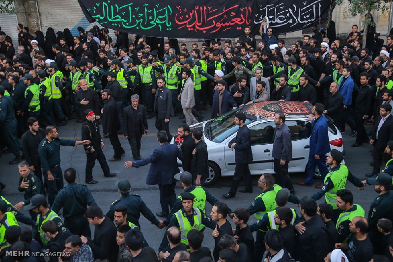 تدابیر #امنیتی حفاظت از آیت‌الله #وحیدخراسانی، از مراجع تقلید #شیعه در قم، در مراسم «دسته #عزاداری شهادت #امام_علی»alimat1979