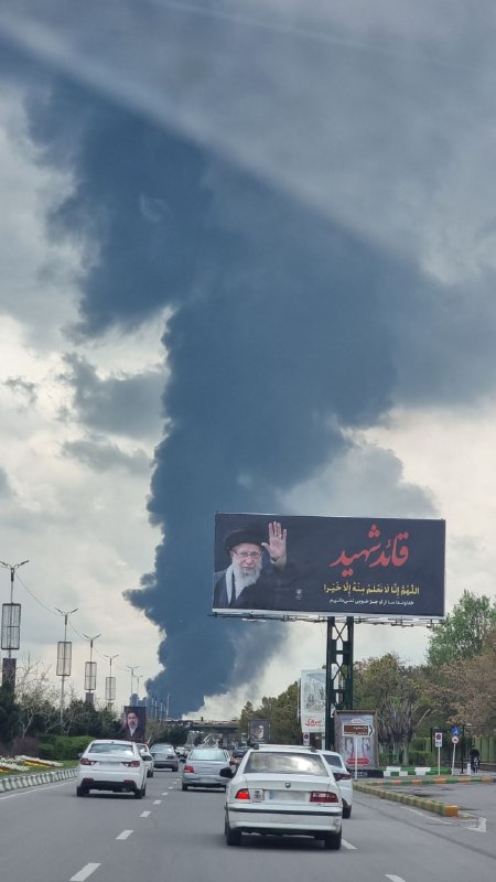 #مشهد عکس‌های دریافتی از ستون دود 'سمت فرودگاه مشهد پس از انفجارهای ساعت ۹