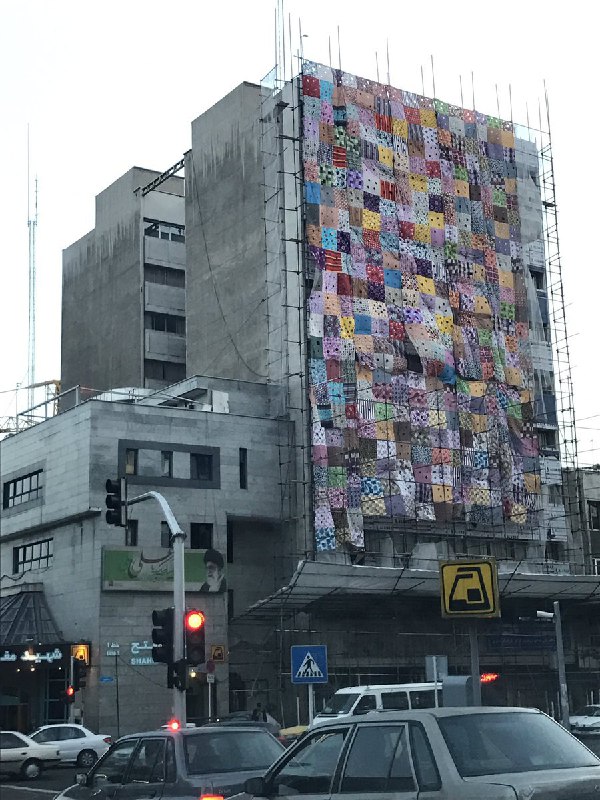 #ساختمان_سروش تقاطع مطهری_مفتح با طرح #چهل‌تکه زیبایی خاصی به خیابان دادهMarii_Abdi