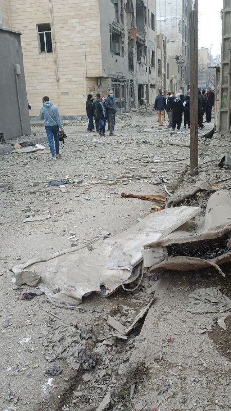 #کرمانشاه تصاویر دریافتی از ساختمانی تخریب شده و ساختمان‌هایی خسارت دیده.ویدیوی دریافتی با شرح