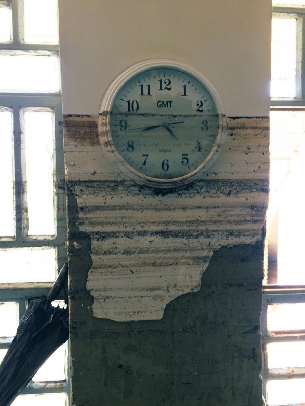 ایست در ساعت ۴ و ۴۳ دقیقه و ۴۴ ثانیه‌ی احتمالا صبح ۱۲ فروردین ۱۳۹۸احیا در؟#سیل_لرستان📷