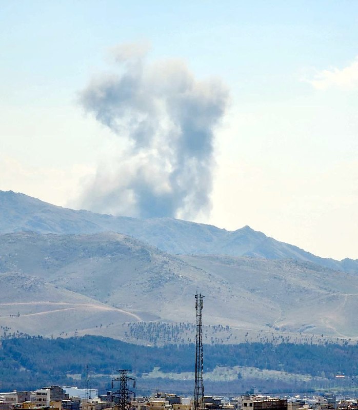 'کوه‌های جنوب شرق #تهران ساعت ۱۳